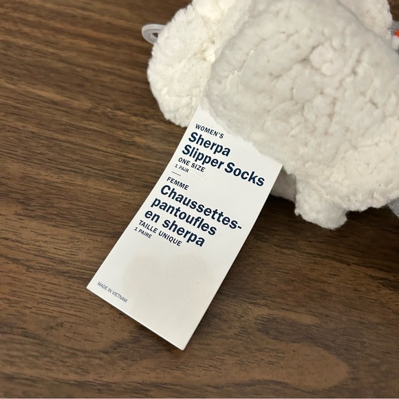 ❤️NWT Cozy Gray Candy Cane Socks Sherpa
Slipper Socks OS - Picture 2 of 2